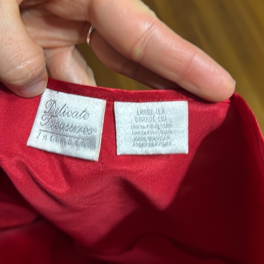Delicate Treasures Women's Red Satin Slip Dress Size Large Mini Midi Valentines - Picture 5 of 5